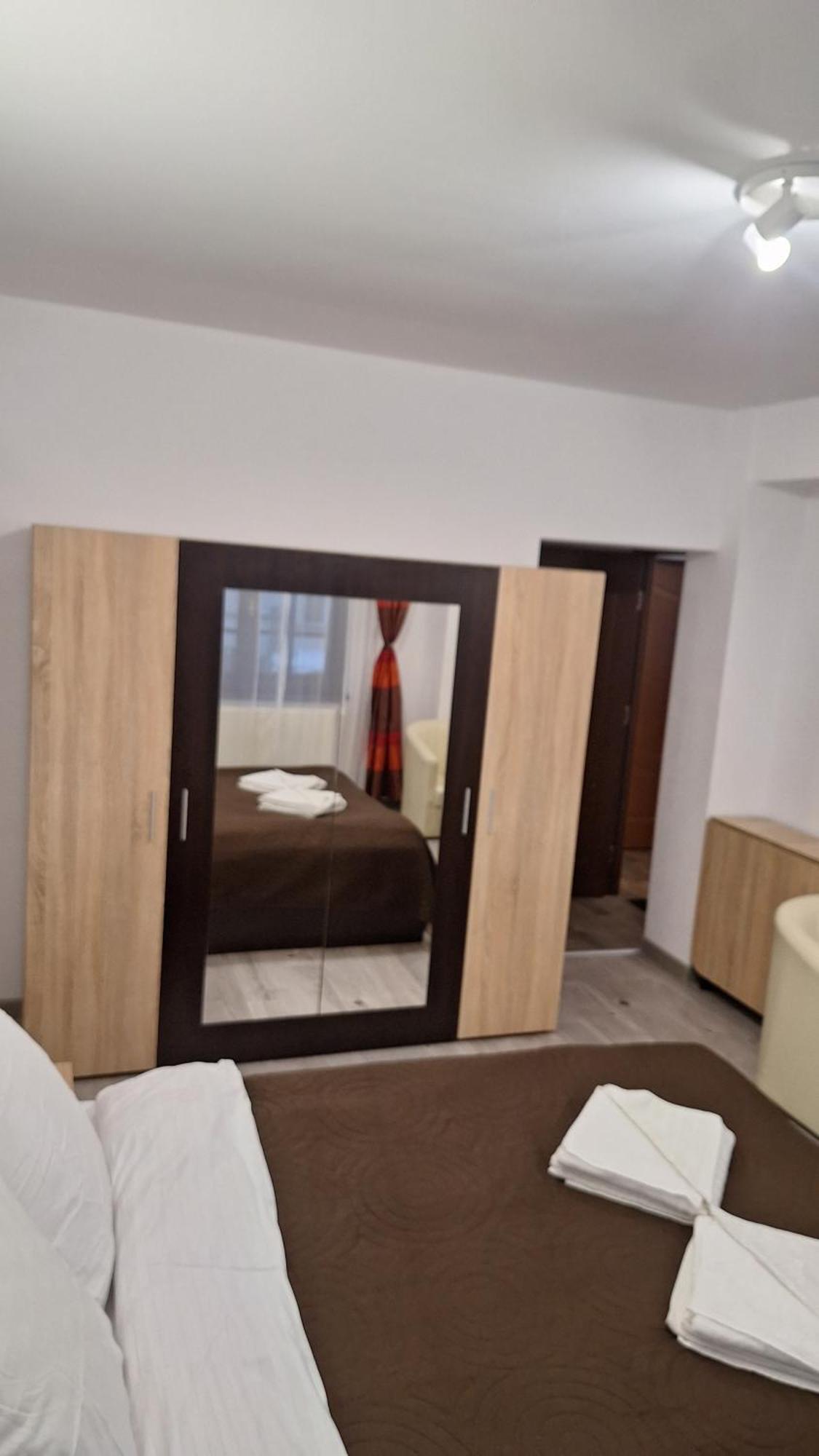 Hotel Casa Antonia à Azuga Extérieur photo